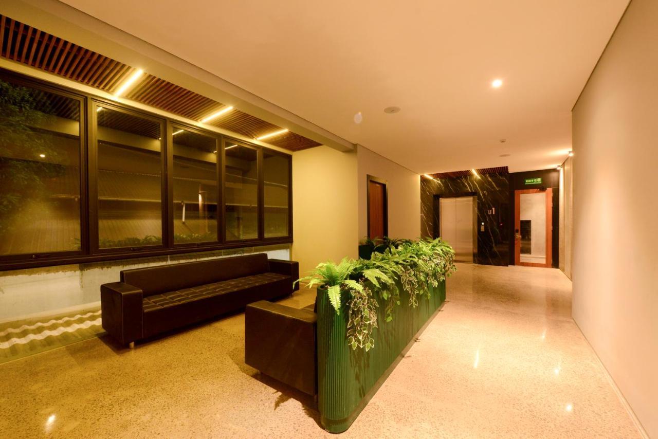 Nata Azana Hotel Solo Exteriér fotografie