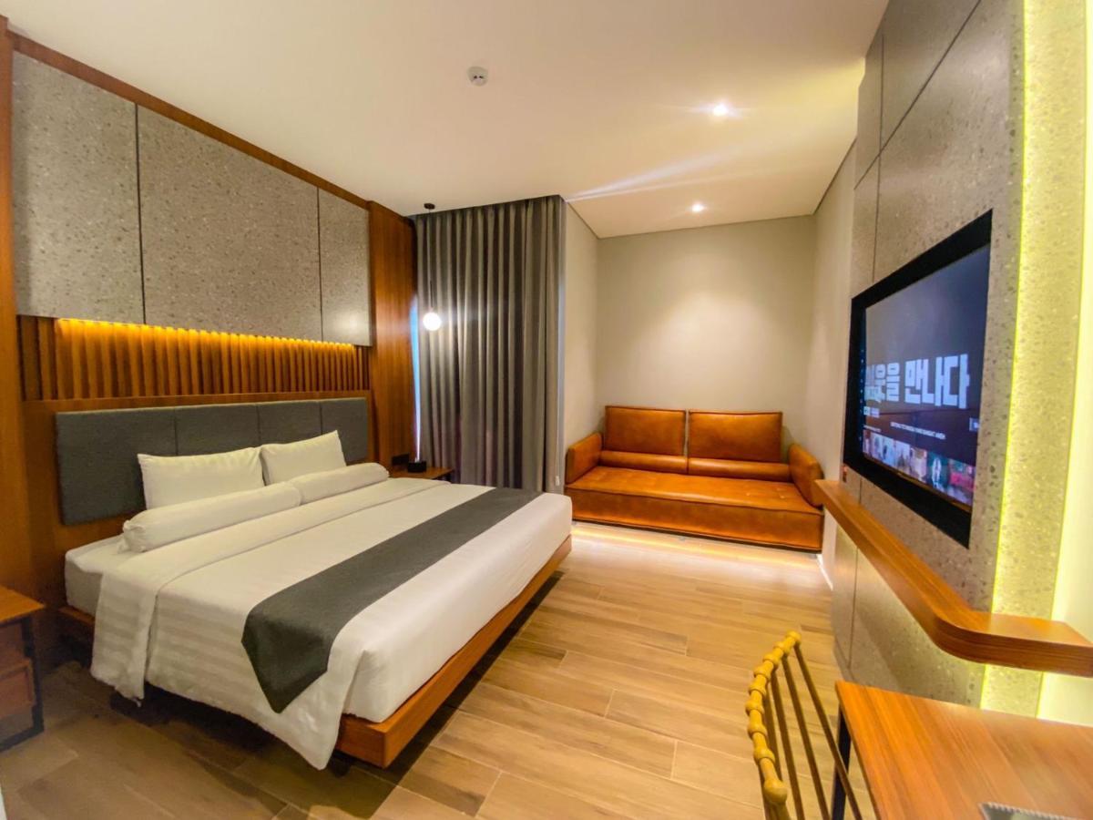 Nata Azana Hotel Solo Exteriér fotografie